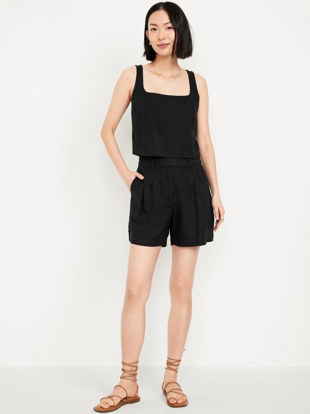 NWT Black Old Navy Extra High-Waisted Linen Taylor Trouser Shorts, Size Small